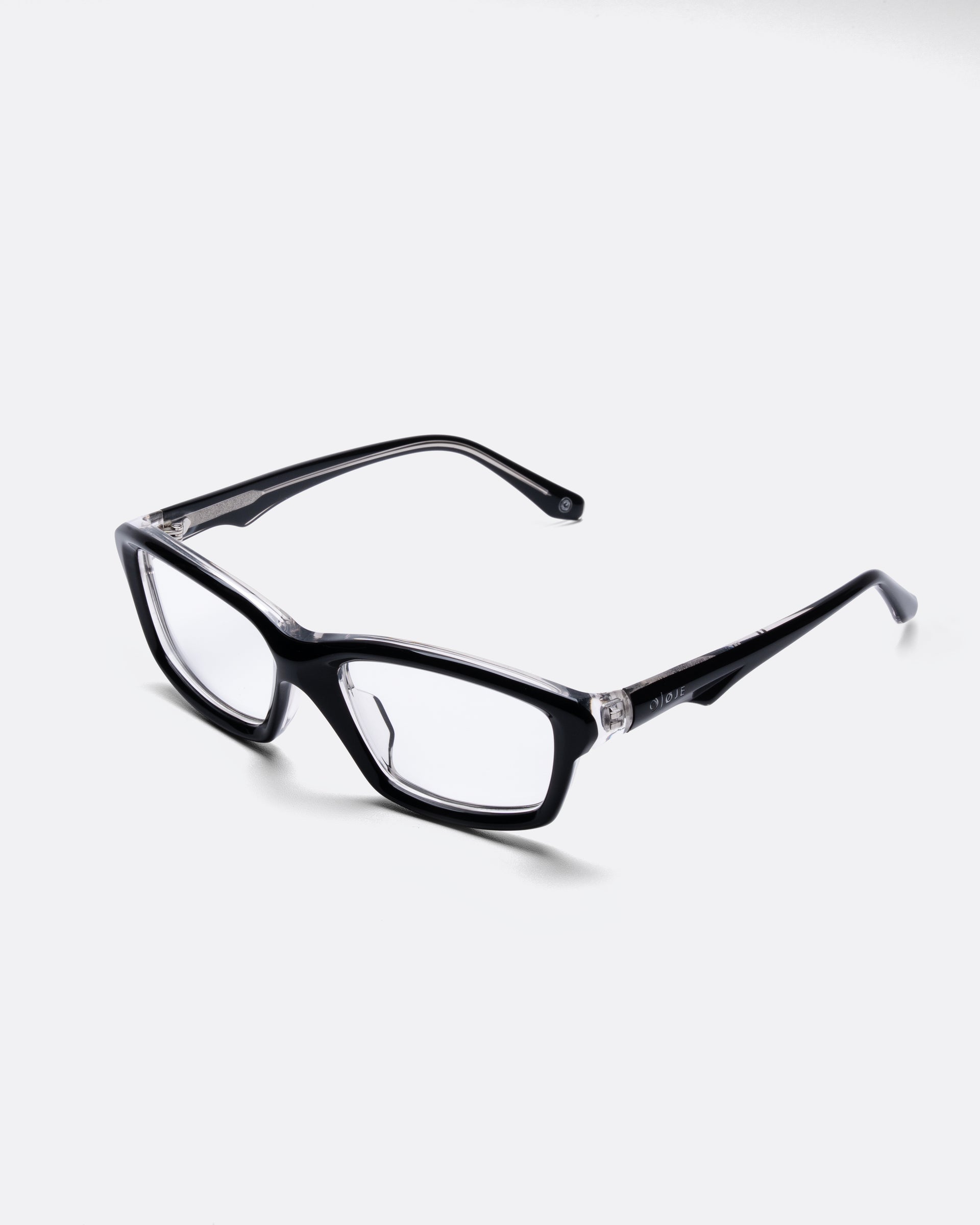 JUNG_OPTICAL